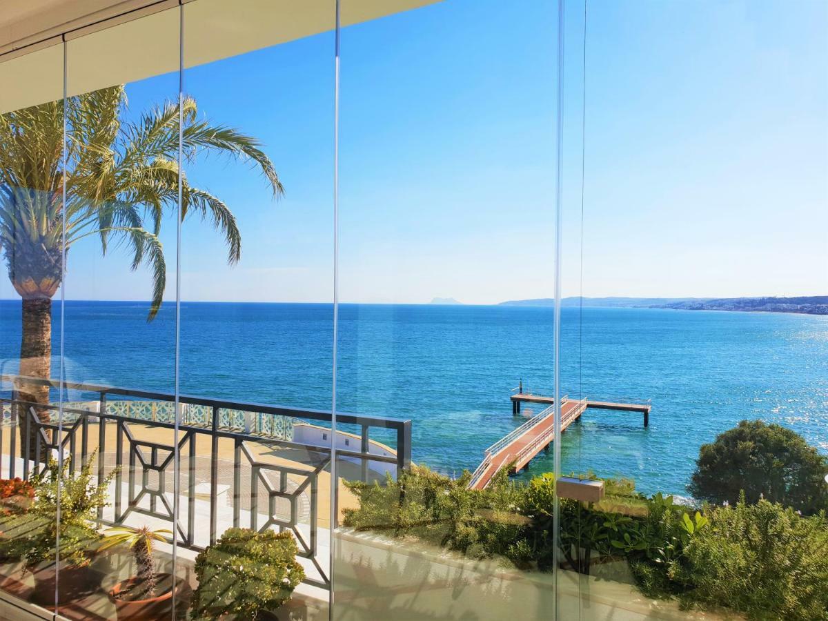 Luxury Apartment Frontal To The Sea In Estepona Doncella Beach Exterior photo